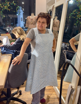 CROSSBACK APRON •  FEBRUARY